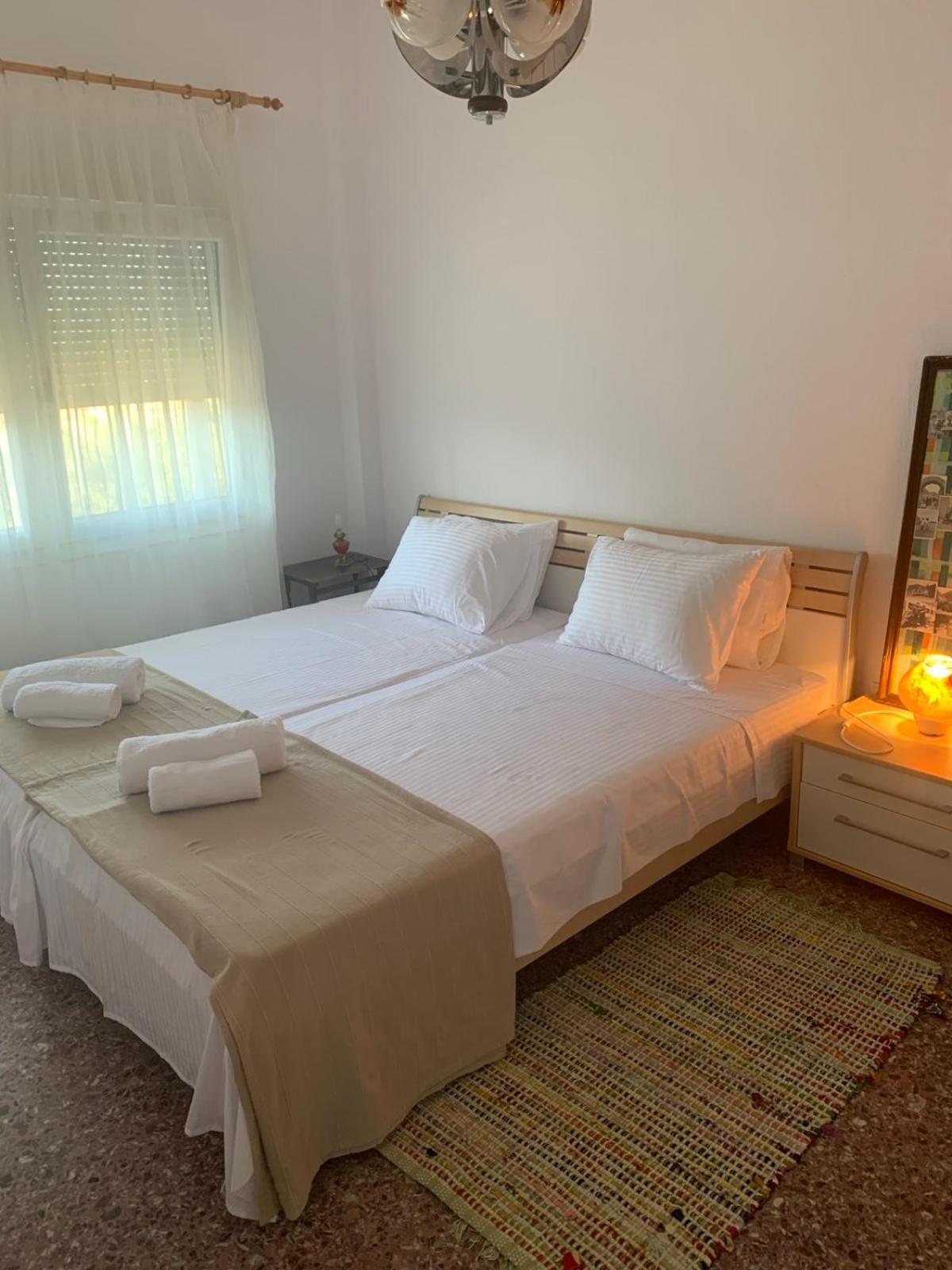 Kalelia Apartment Nea Poteidaia Bagian luar foto